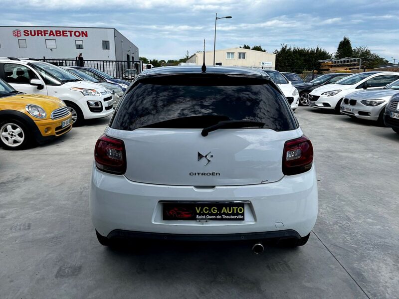 CITROEN DS3 2011