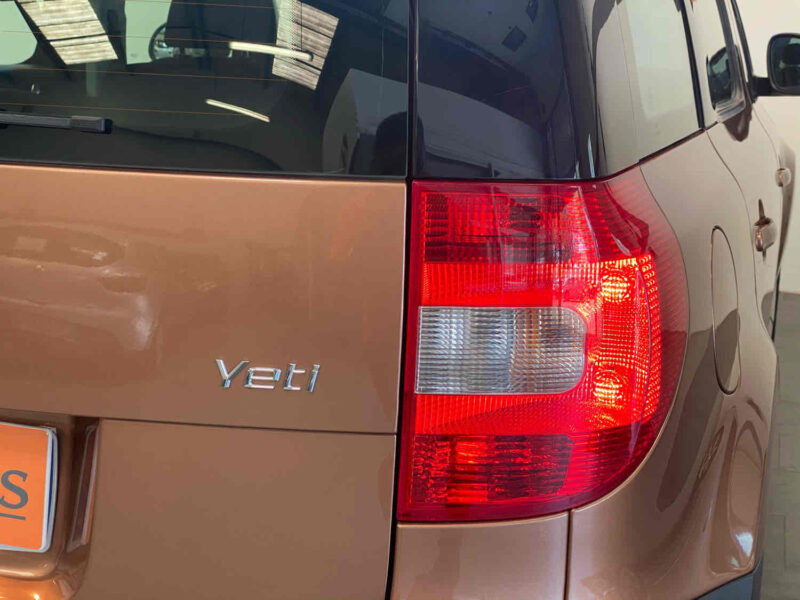 SKODA YETI 2012