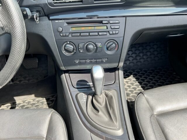 BMW SERIE 1 118I 143CH BVA CABRIOLET 2009