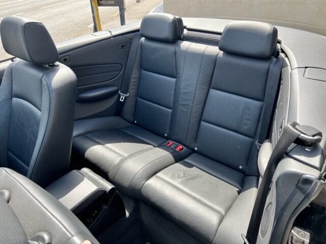 BMW SERIE 1 118I 143CH BVA CABRIOLET 2009