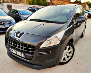 PEUGEOT 3008 2013
