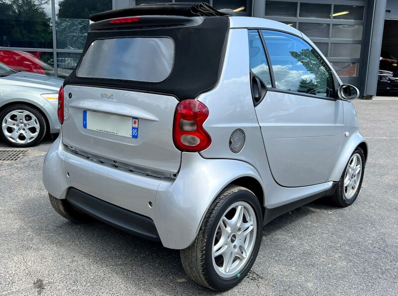 SMART FORTWO CABRIOLET 0.6 55 Cv CABRIO / BOITE AUTOMATIQUE - Garantie 6 Mois