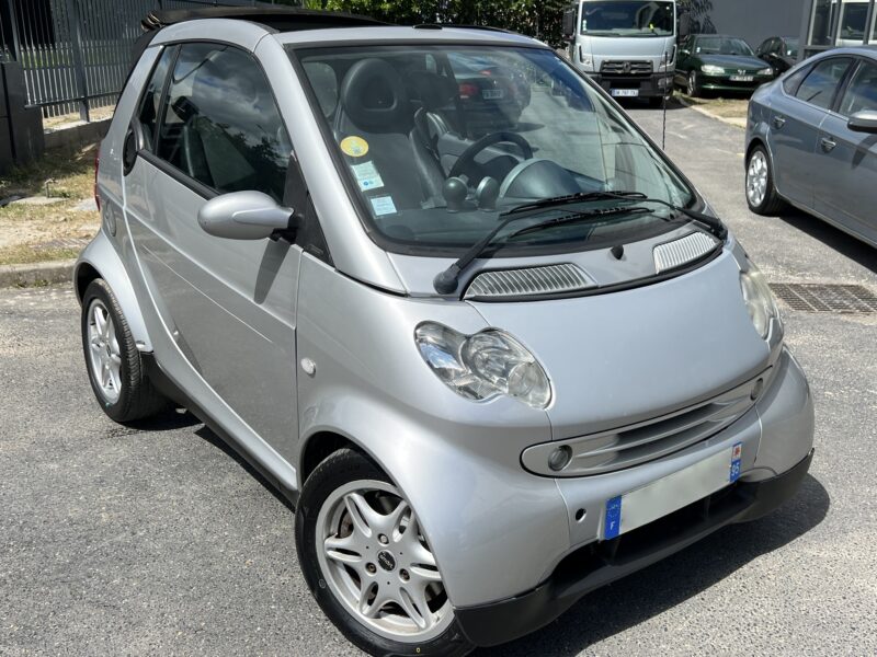 SMART FORTWO CABRIOLET 0.6 55 Cv CABRIO / BOITE AUTOMATIQUE - Garantie 6 Mois