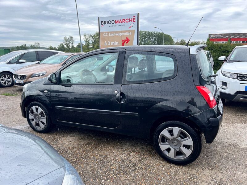 RENAULT TWINGO II 2008