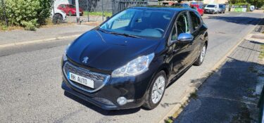 PEUGEOT 208 1.2 STYLE 82CH