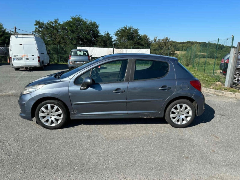 PEUGEOT 207 2006