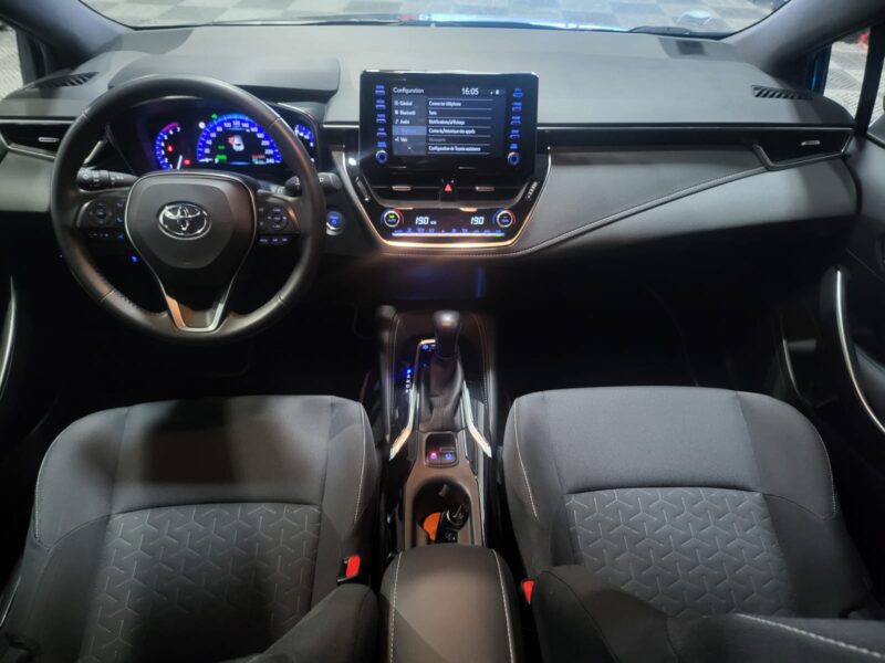 TOYOTA COROLLA 122H 1.8 VVT-I 99cv Design CVT // GPS/TOIT OUVRANT/CAMERA DE RECUL