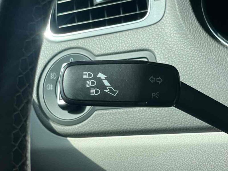 VOLKSWAGEN POLO V 2014