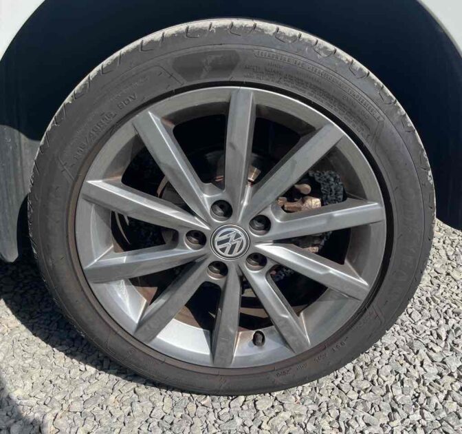 VOLKSWAGEN POLO V 2014