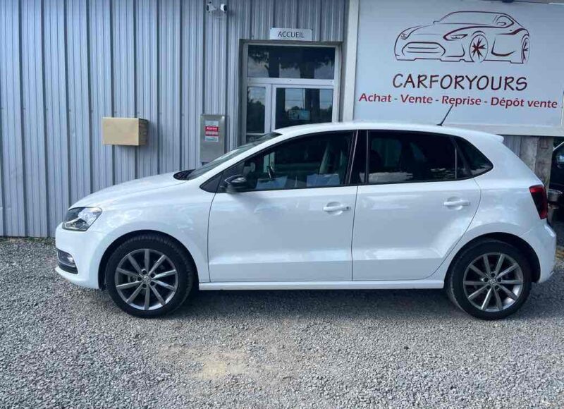 VOLKSWAGEN POLO V 2014