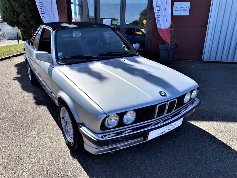 B.M.W. SERIE 3 E30 320i  BAUR  1984