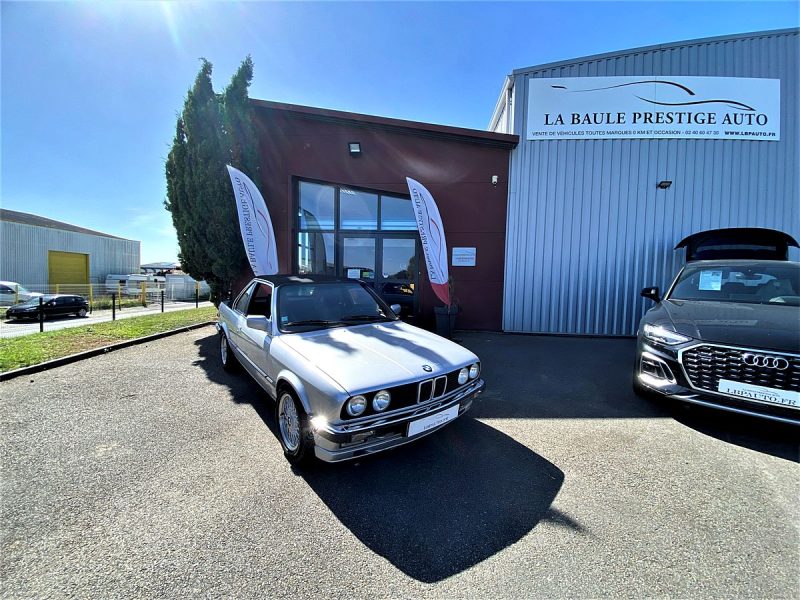 B.M.W. SERIE 3 E30 320i  BAUR  1984