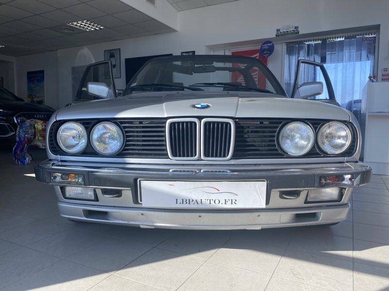 B.M.W. SERIE 3 E30 320i  BAUR  1984