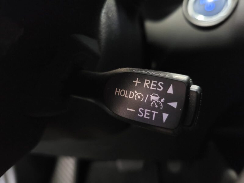 TOYOTA CH-R 184H 2.0 VVT-i 153cv Graphic CVT // SIEGES CHAUFFANTS/CAMERA DE RECUL/DETECTION ANGLES M