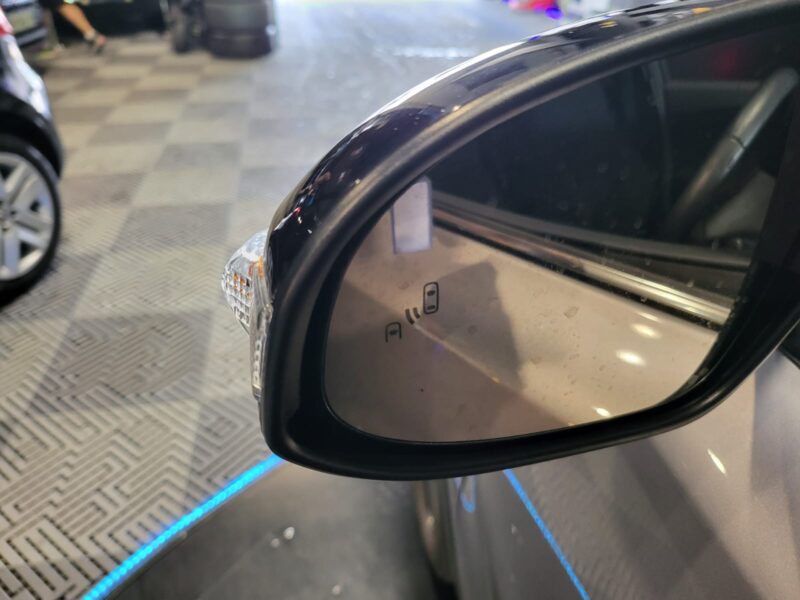 TOYOTA CH-R 184H 2.0 VVT-i 153cv Graphic CVT // SIEGES CHAUFFANTS/CAMERA DE RECUL/DETECTION ANGLES M