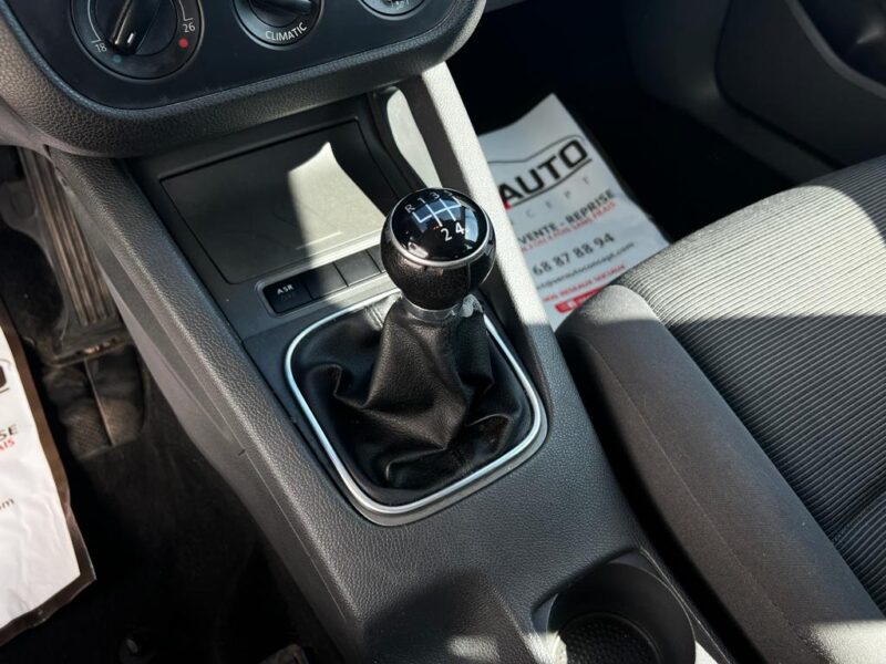 VOLKSWAGEN GOLF V 2006