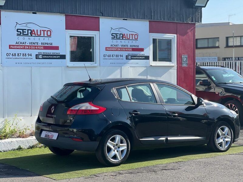 RENAULT MEGANE III 2013