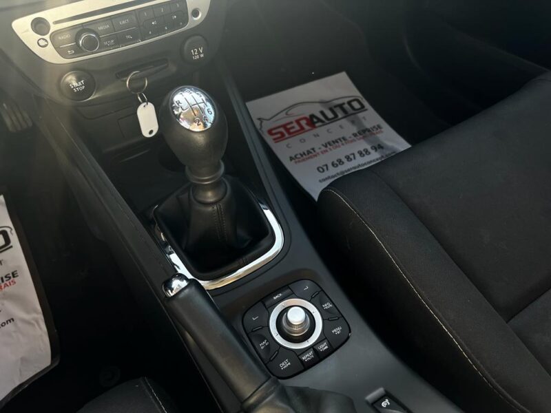 RENAULT MEGANE III 2013