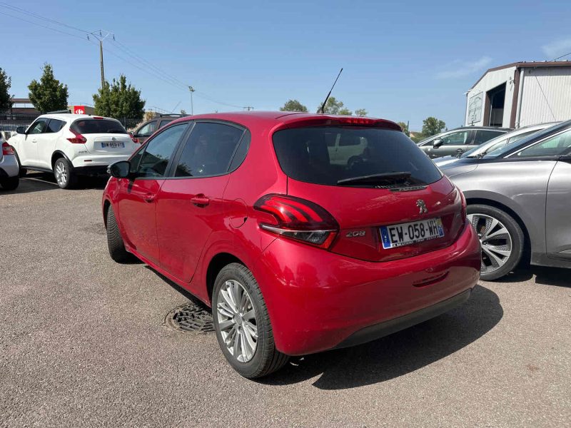 PEUGEOT 208 I 2016