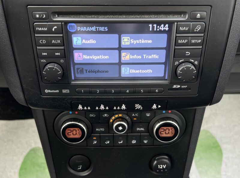 NISSAN QASHQAI CONNECT EDITION 1.6 115 Cv 1ERE MAIN TOIT PANORAMIQUE GPS CAMERA - Garantie1an