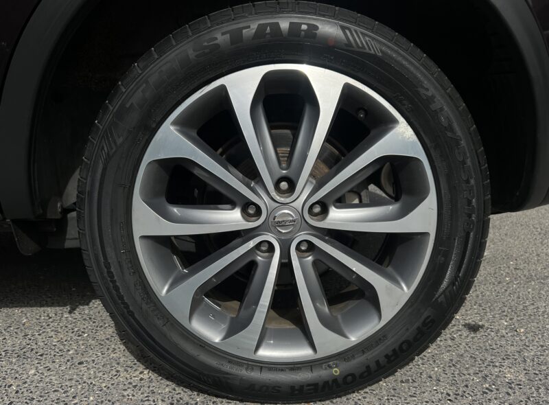 NISSAN QASHQAI CONNECT EDITION 1.6 115 Cv 1ERE MAIN TOIT PANORAMIQUE GPS CAMERA - Garantie1an