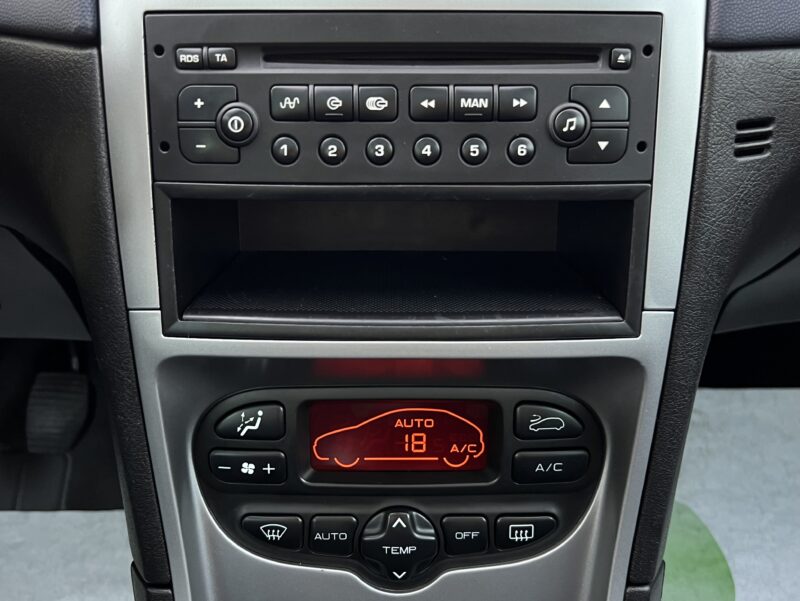 PEUGEOT 307 SW / BREAK 2.0 HDI 110 Cv 7 PLACES / 90 700 Kms TOIT PANORAMIQUE - Garantie1an