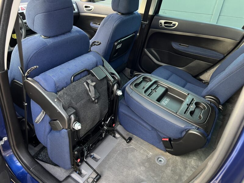 PEUGEOT 307 SW / BREAK 2.0 HDI 110 Cv 7 PLACES / 90 700 Kms TOIT PANORAMIQUE - Garantie1an