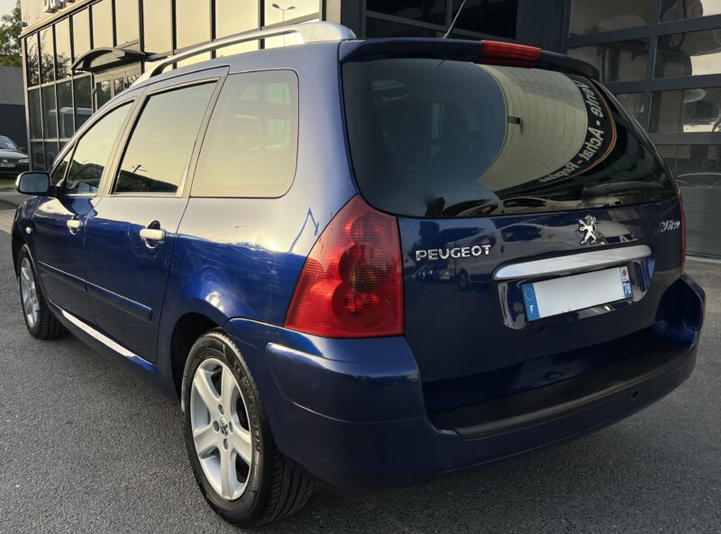 PEUGEOT 307 SW / BREAK 2.0 HDI 110 Cv 7 PLACES / 90 700 Kms TOIT PANORAMIQUE - Garantie1an