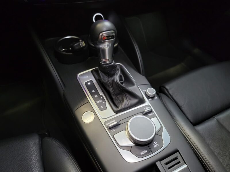 AUDI A3 Sportback 2017 2.0 TFSI Quattro 190cv  /CARPLAY+VIRTUAL COCKPIT+CAMERA+VOLANT MEPLA