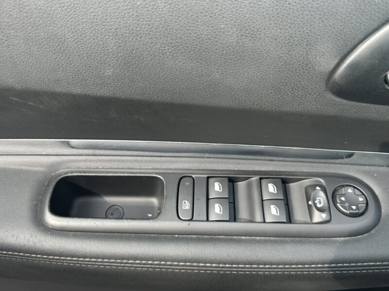 PEUGEOT 3008 EAT6 Allure MONOSPACE 