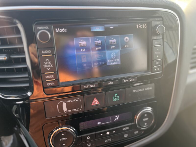 MITSUBISHI OUTLANDER III 2014