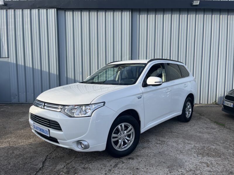 MITSUBISHI OUTLANDER III 2014