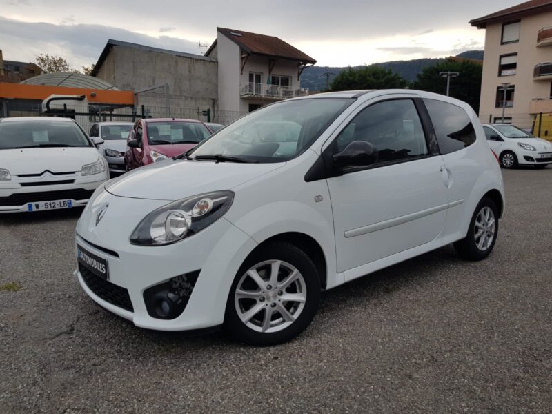 RENAULT TWINGO II 1.2i 75CV NIGHT&DAY
