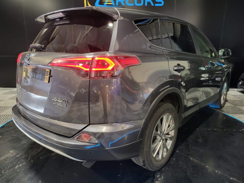TOYOTA RAV4 Hybrid 2.5 VVT-i 155cv 2WD Lounge CVT // SIEGES CHAUFFANTS/CAMERA/ALERTE FRANCHISSEMENT 