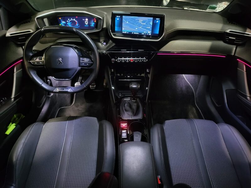 PEUGEOT 208 1.2 PureTech 100 cv GT-line Caméra , AppleCarplay