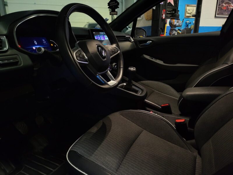 RENAULT CLIO V 1.5 DCI 115cv INTENS , Caméra 360
