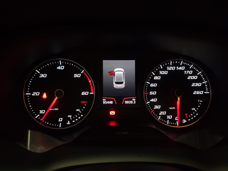 1.6 TDI 115cv STYLE BUSINESS / APPLE CARPLAY