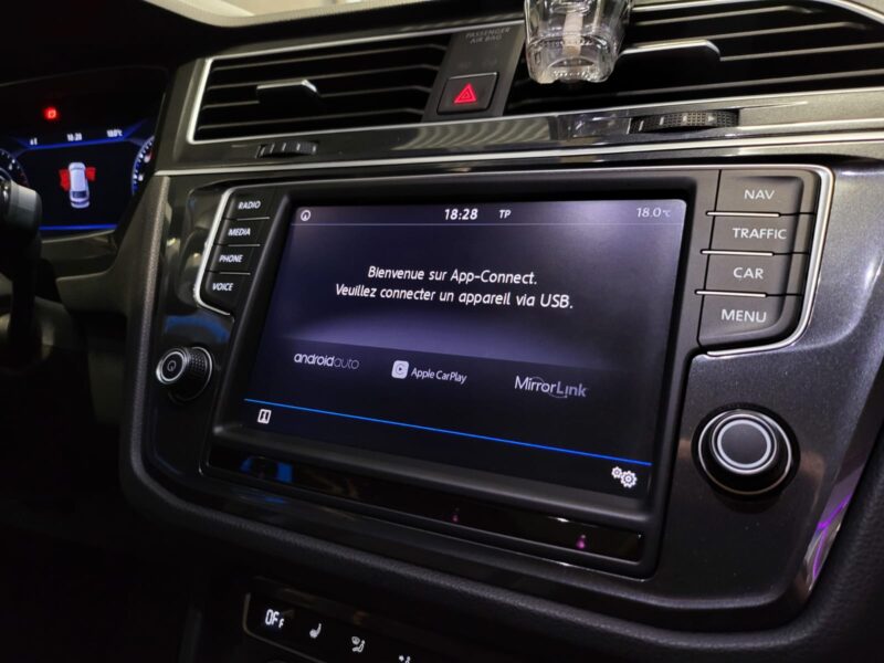 VOLKSWAGEN TIGUAN 2017 2.0 TDI 150cv CARAT EXCLUSIVE /VIRTUAL COCKPIT+PARK ASSIST+CAMERA+TOIT OUVRAN