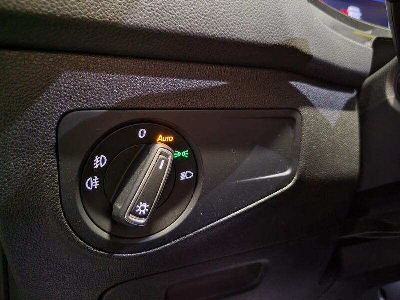 VOLKSWAGEN TIGUAN 2017 2.0 TDI 150cv CARAT EXCLUSIVE /VIRTUAL COCKPIT+PARK ASSIST+CAMERA+TOIT OUVRAN