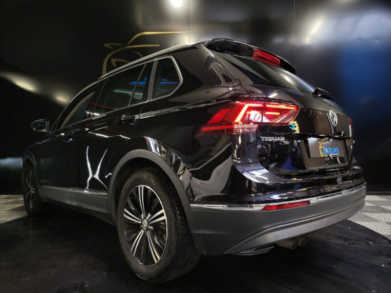 VOLKSWAGEN TIGUAN 2017 2.0 TDI 150cv CARAT EXCLUSIVE /VIRTUAL COCKPIT+PARK ASSIST+CAMERA+TOIT OUVRAN