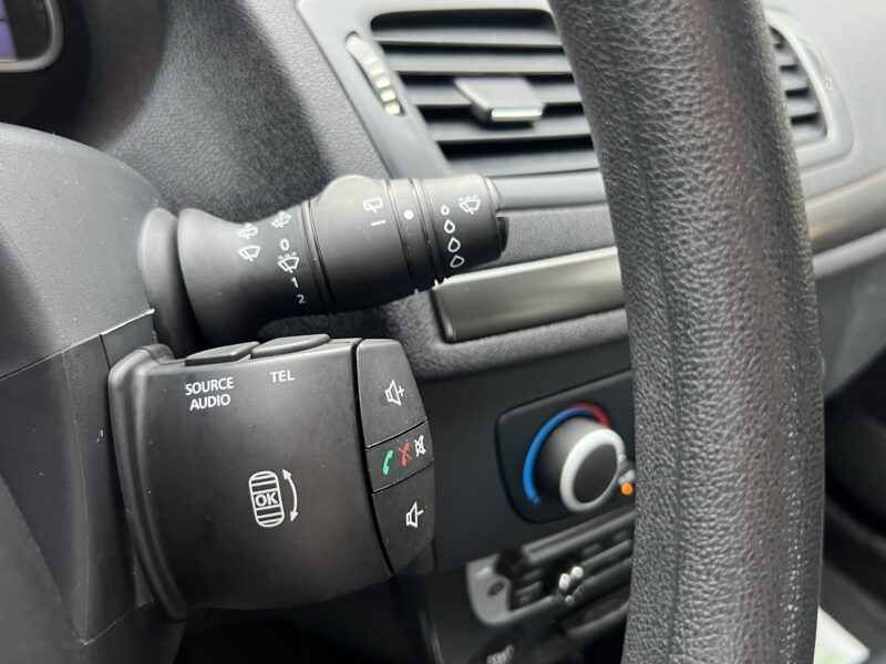 RENAULT MEGANE RENAULT MEGANE 3 III PHASE 2 1.5 DCI 95 Cv 1ERE MAIN / BLUETOOTH REGULATEUR CRIT AIR 