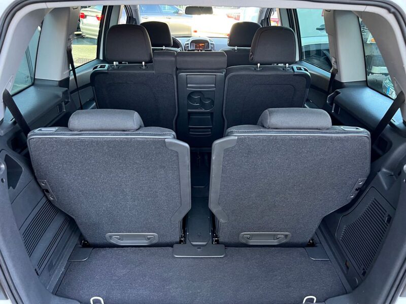 OPEL ZAFIRA II PHASE 2 1.7 CDTI 125 Cv 1ERE MAIN 7 PLACES GPS BLUETOOTH REGULATEUR - Garantie1an