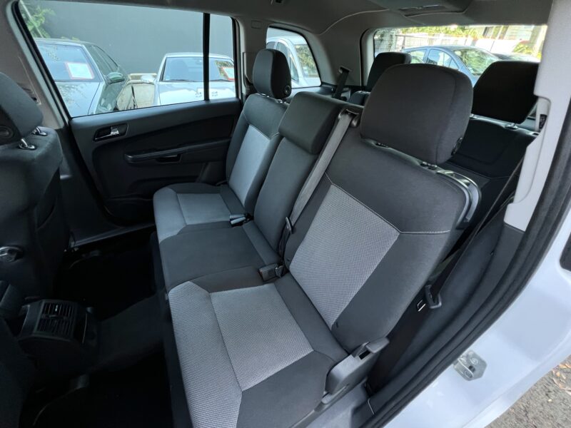 OPEL ZAFIRA II PHASE 2 1.7 CDTI 125 Cv 1ERE MAIN 7 PLACES GPS BLUETOOTH REGULATEUR - Garantie1an