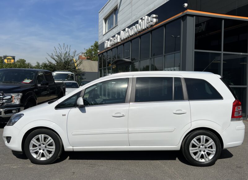 OPEL ZAFIRA II PHASE 2 1.7 CDTI 125 Cv 1ERE MAIN 7 PLACES GPS BLUETOOTH REGULATEUR - Garantie1an
