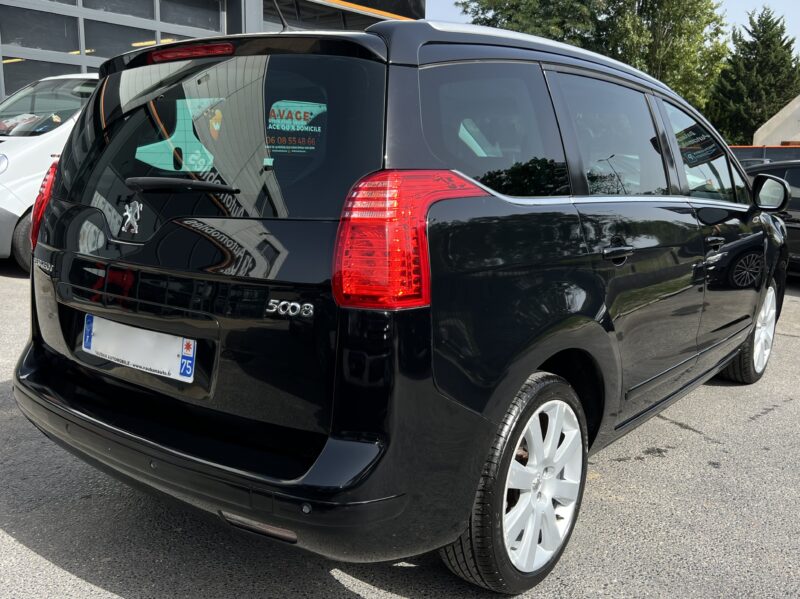 PEUGEOT 5008 FELINE 1.6 HDI 115 Cv FULL OPTIONS / LECTEUR DVD GPS CUIR TOIT PANO - Garantie1an