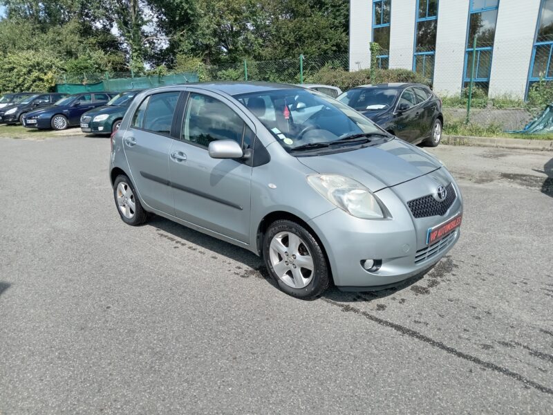TOYOTA YARIS 2006