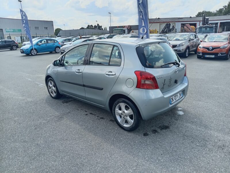 TOYOTA YARIS 2006