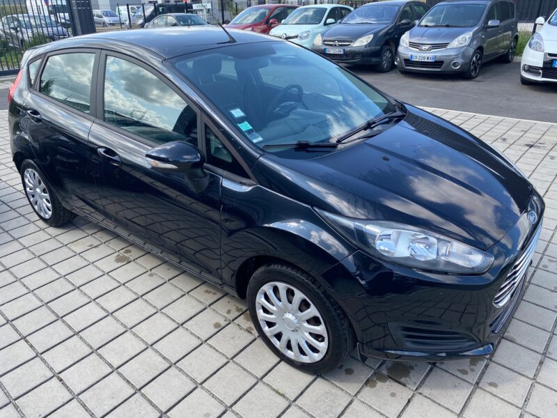 FORD FIESTA VI 1.25 82 TREND