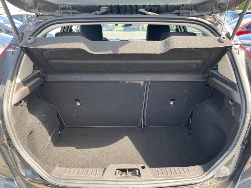 FORD FIESTA VI 1.25 82 TREND