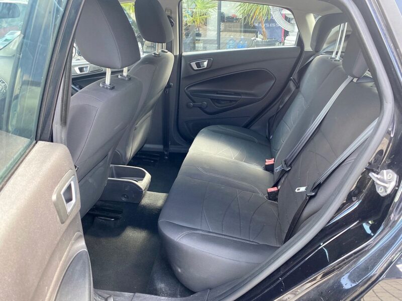 FORD FIESTA VI 1.25 82 TREND